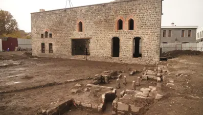 Diyarbakır’datarihi yapı: Su kuyusu ve künkler bulundu