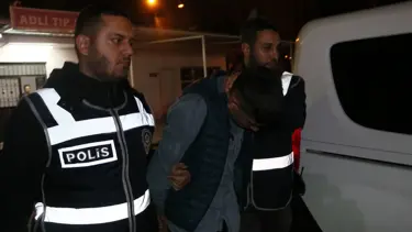 Yasadışı cinsel ürün pazarlayan firmaya baskın: 2 gözaltı