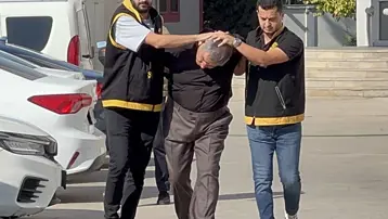 Sokak ortasında husumetlisini pompalı tüfekle öldürdü