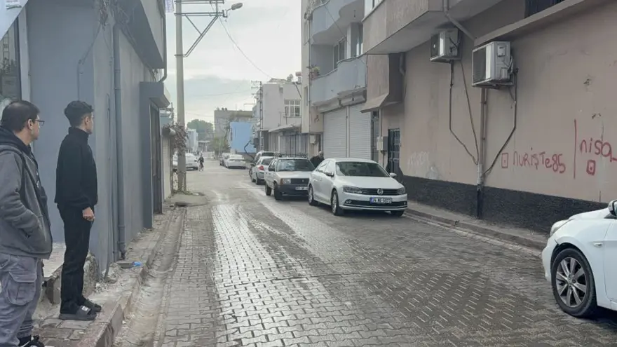 "HASIMLARINIZ VAR, BİZİ TEHLİKEYE DÜŞÜRÜYORSUNUZ" 3 "HASIMLARINIZ VAR, BİZİ TEHLİKEYE DÜŞÜRÜYORSUNUZ" 3