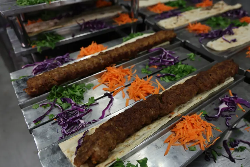 Adana kebap listede üçüncü oldu, tepki gecikmedi... "Bazı lobiler Adana kebabı dışlıyor" 1