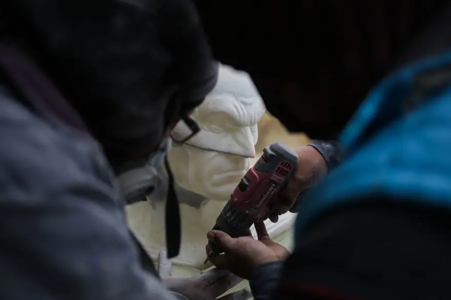 Bolivya'daki heykeltıraş, çizgi roman ve film karakterlerini yeniden oluşturuyor 12 Bolivya'daki heykeltıraş, çizgi roman ve film karakterlerini yeniden oluşturuyor 12