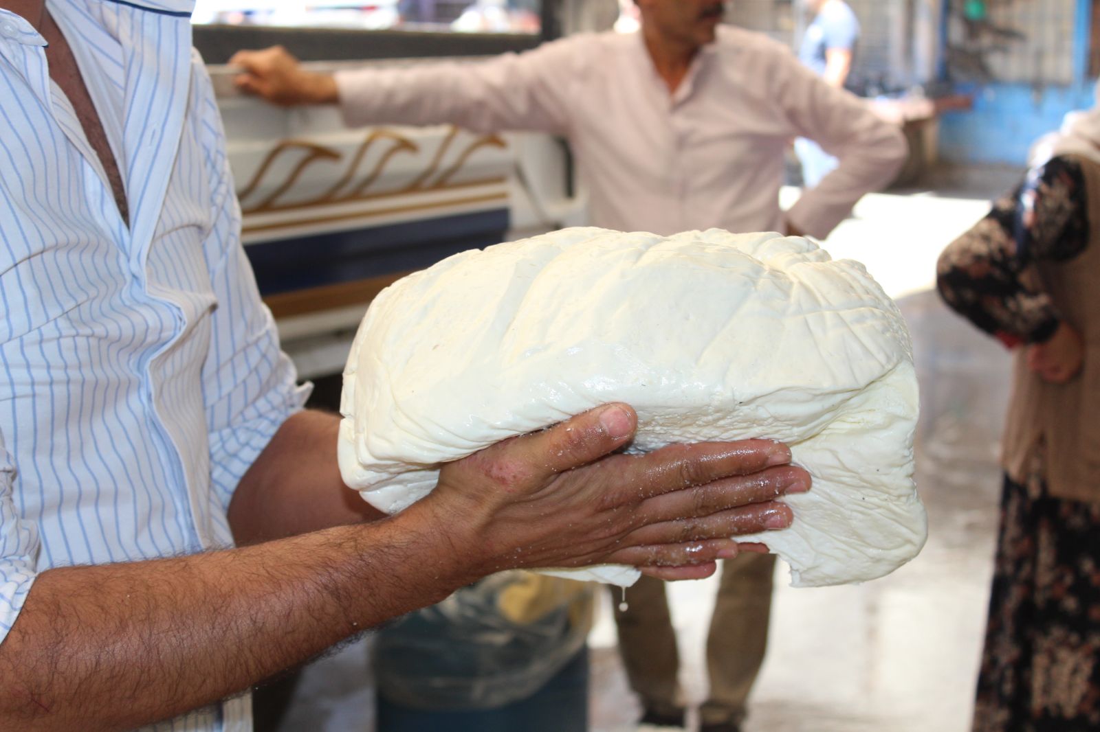 Siirt peynirine yoğun talep: Kilosu 200 TL'den başlıyor