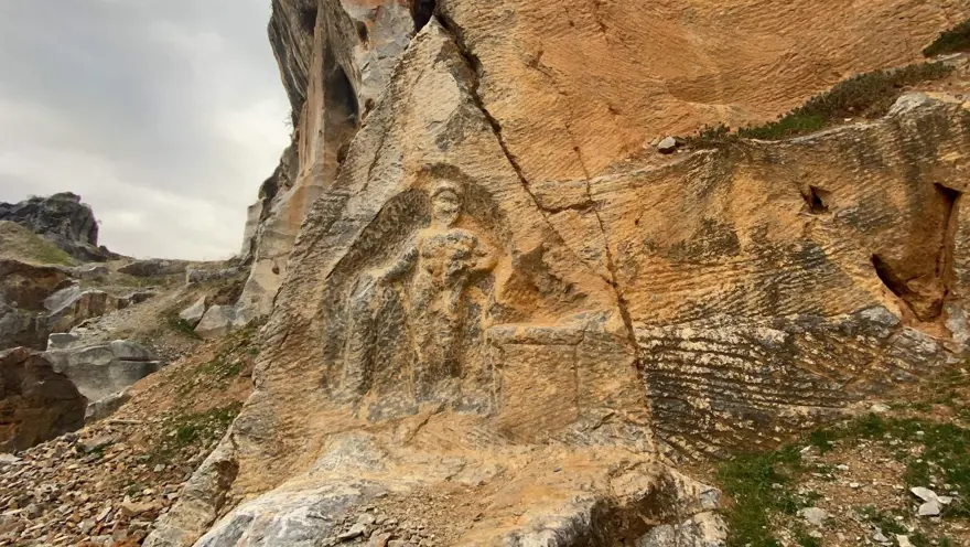 2 bin yıllık Herkül'ü delik deşik ettiler 7
