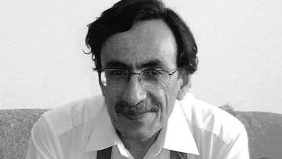 Yazar Ahmet Özalp hayatını kaybetti