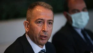 Galatasaray'da Metin Öztürk, başkan adaylığı için resmi başvuruyu yaptı Galatasaray'da Metin Öztürk, başkan adaylığı için resmi başvuruyu yaptı