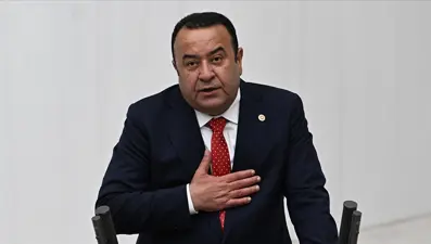 Adnan Beker CHP'den istifa etti