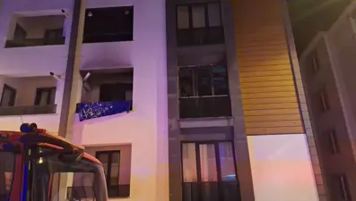 Samsun'da 4 katlı binada yangın