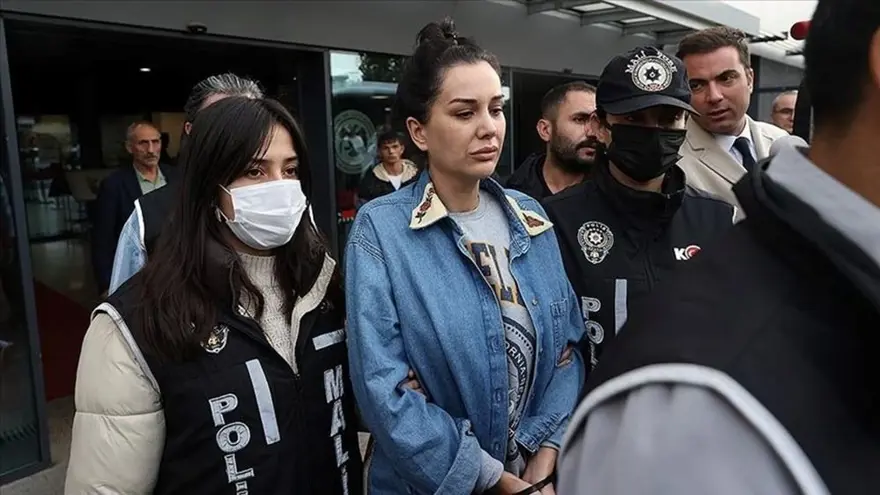 Otopark kavgasında Dilan Polat'a beraat, Engin Polat'a hapis istemi 5 Otopark kavgasında Dilan Polat'a beraat, Engin Polat'a hapis istemi 5