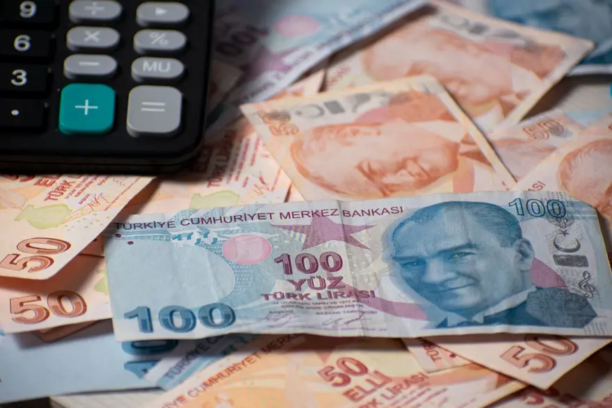 22 ay sonra ilk faiz indirimi: Mevduat ve kredi faizleri nasıl etkilenecek? 1 22 ay sonra ilk faiz indirimi: Mevduat ve kredi faizleri nasıl etkilenecek? 1
