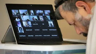 Zoom tükenmişliği gerçekten var; İşte sebepleri ve çaresi