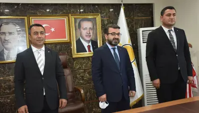 Batman'da HDP'den istifa eden 2 belediye başkanı AK Parti'ye geçti