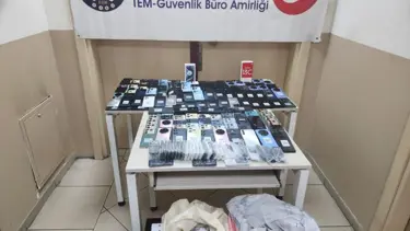 Gaziantep'te 2 milyon liralık kaçak cep telefonu ele geçirildi