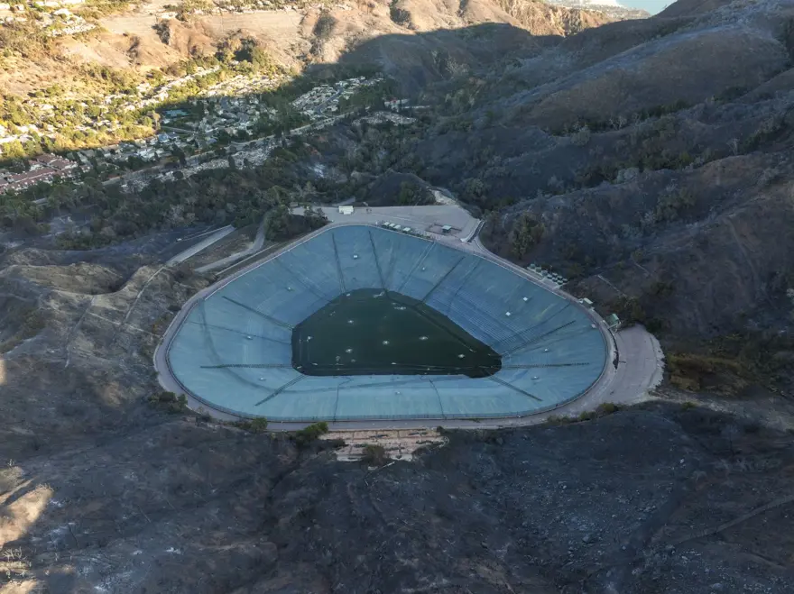 Los Angeles yangınlarında su krizi | Onarım nedeniyle kapalıydı: İşte tartışma yaratan boş rezervuar 5