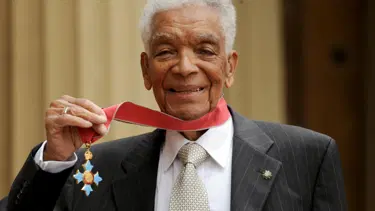 Öncü siyahi aktör Earl Cameron hayatını kaybetti