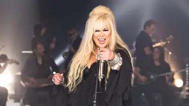 Zerrin Özer'den yeni single