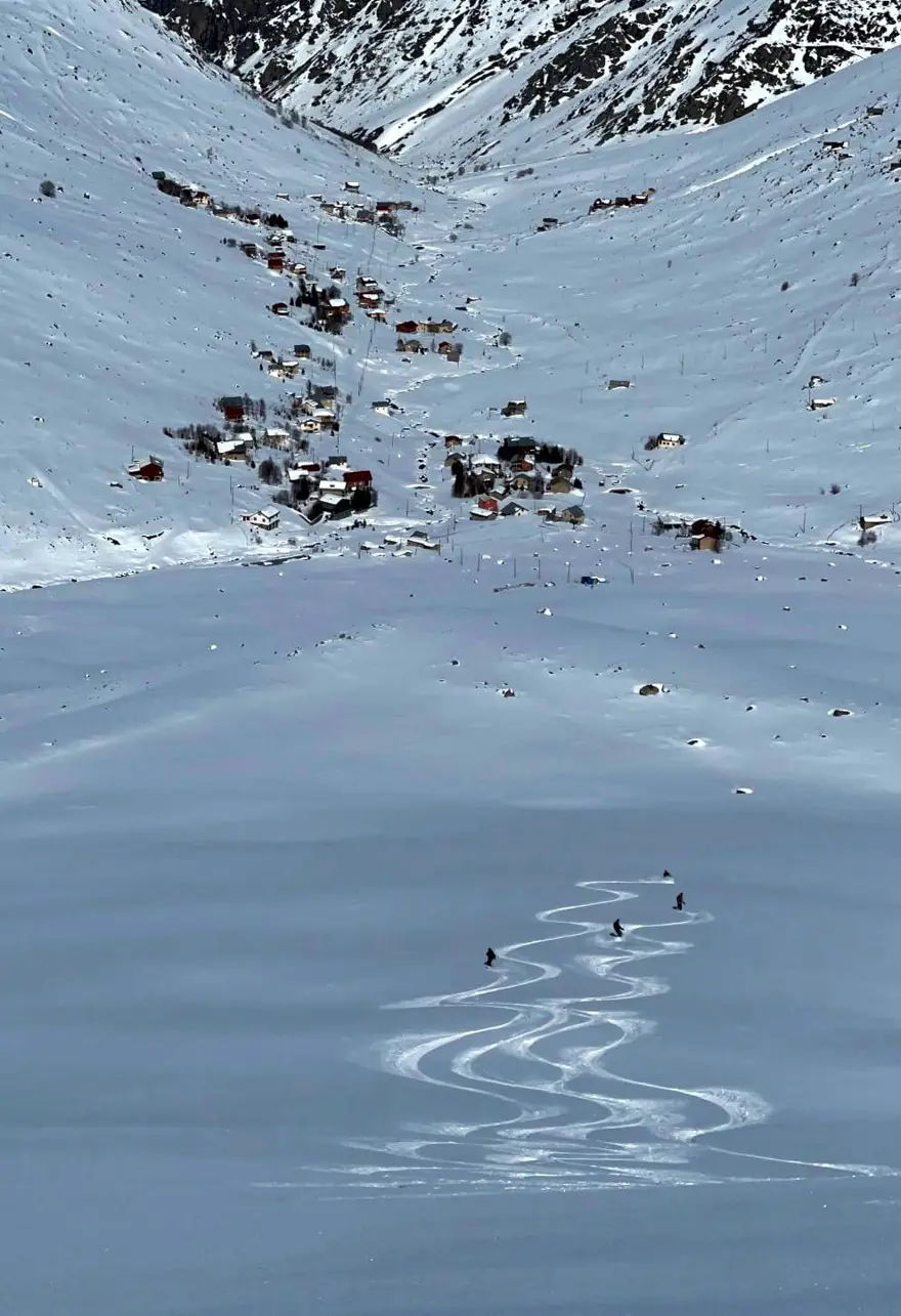 'Heliski' tutkunlarının buluşma noktası Kaçkar Dağları 10