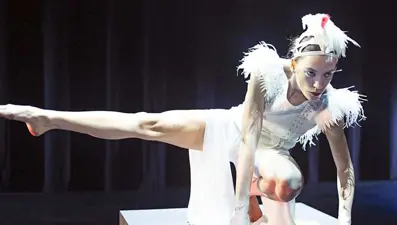 Fi dizisinin Duru fragmanı