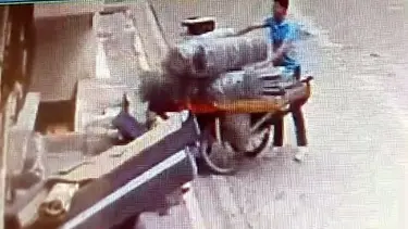 Esenyurt'ta el arabalı hırsız