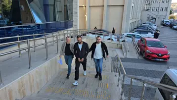 Oto galeriye silahlı saldırı