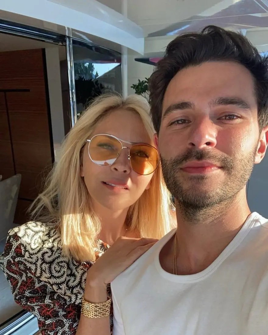 "HANDE EVLİLİĞİ KONUŞMAK İSTİYOR" 7