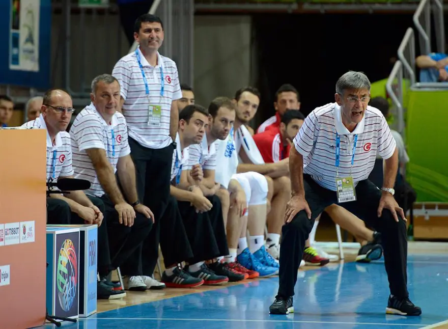 Devler mağlubiyetle kapadı 4