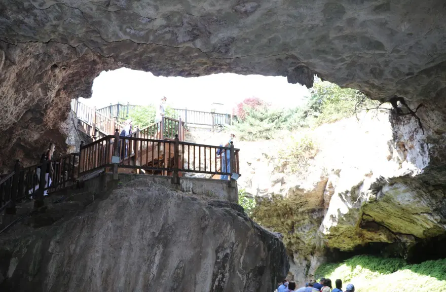 'Yer altındaki gizli Pamukkale' Kaklık Mağarası'nda çökme tehlikesi 9