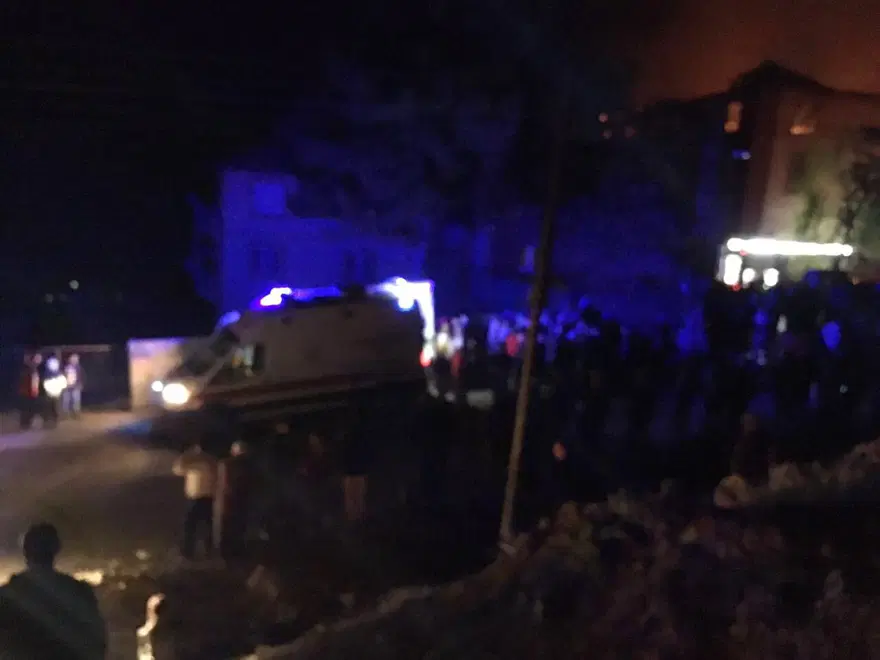 Adana'da yangın: 12 kişi hayatını kaybetti 9
