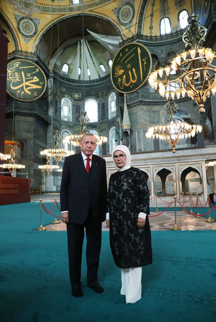 Ayasofya'da 86 yıl sonra ilk namaz 11 Ayasofya'da 86 yıl sonra ilk namaz 11