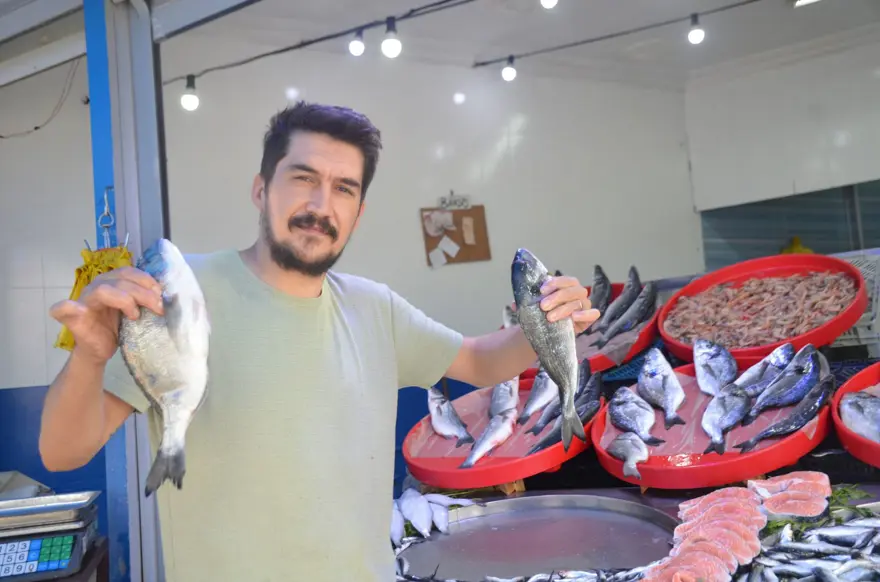 Bu yıl tezgahların şampiyonu oldu: Kilosu 200 TL'den satılıyor Bu yıl tezgahların şampiyonu oldu: Kilosu 200 TL'den satılıyor