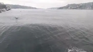 İstanbul Boğazı'nda dalgalar yükseldi İstanbul Boğazı'nda dalgalar yükseldi