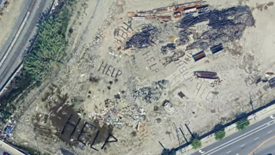 Google Haritalar görüntüledi: Los Angeles'taki gizemli "Yardım" yazıları