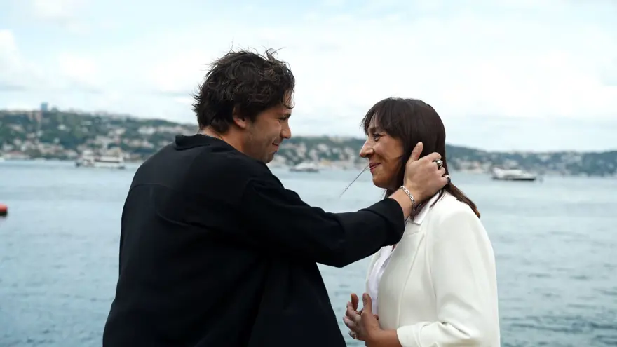 Yalı Çapkını oyuncuları kapak yıldızı oldu: Bu Suna'nın kendini bulma yolculuğu 7