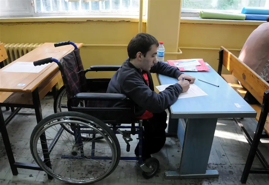 1.5 milyon aday ter döktü 7