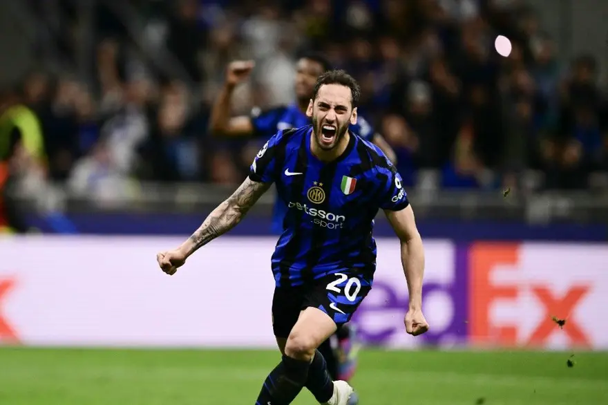 Hakan Çalhanoğlu'ndan ters köşe: "Sakatım" dedi maça çıkmadı 2