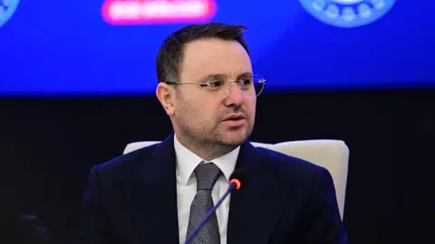 Bakan Gürlek'ten süresiz nafaka açıklaması: "Hakkaniyete aykırı"
