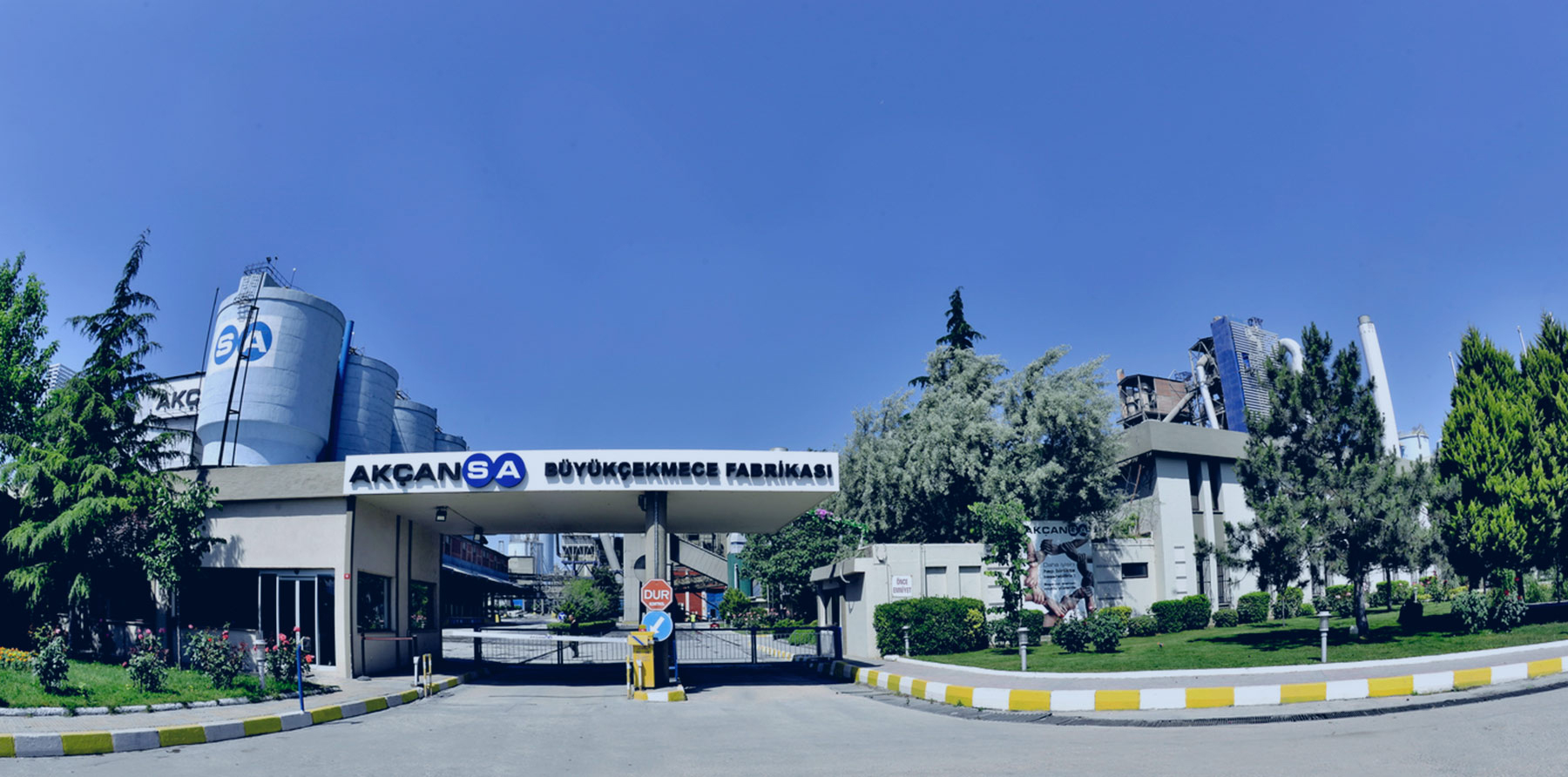 Dev holding yine satış yaptı. Çimentodaki payını 1 milyar dolara devretti