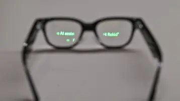 Hiçbir şirket, akıllı gözlükler üzerinde anlaşamıyor