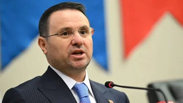 Bakan Gürlek'ten süresiz nafaka açıklaması: "Hakkaniyete aykırı"