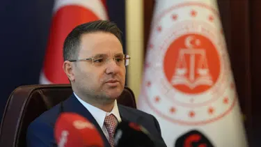 Adalet Bakanı Gürlek, kazandığı 150 bin liralık tazminatı Türk Kızılay’a bağışladı