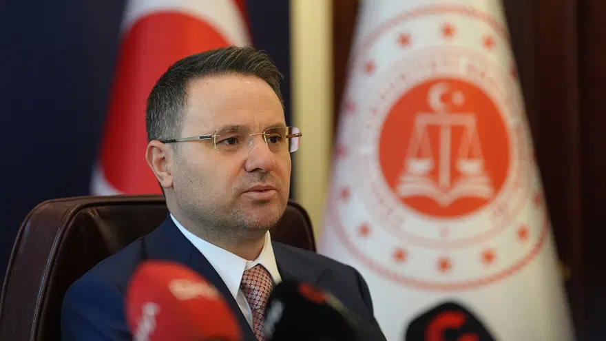 Bakan Akın Gürlek'in adını kullanmışlar. Sahte MİT'çilerden "Davanızı çözeriz" oyunu Bakan Akın Gürlek'in adını kullanmışlar. Sahte MİT'çilerden "Davanızı çözeriz" oyunu