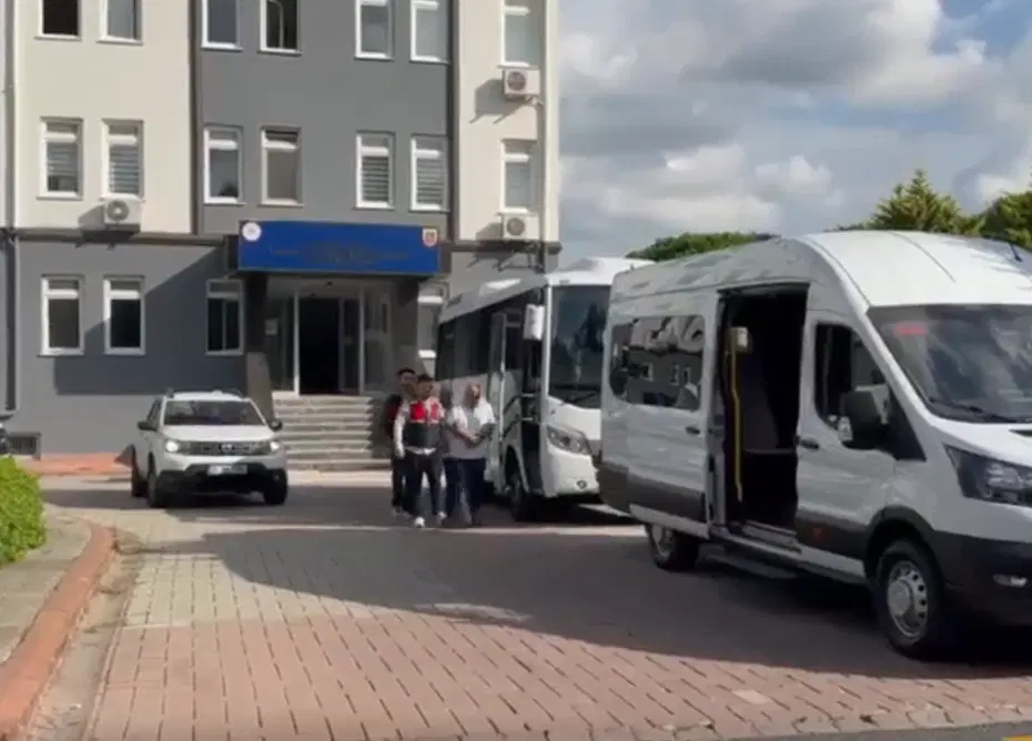 Bakan Akın Gürlek'in adını kullanmışlar. Sahte MİT'çilerden 