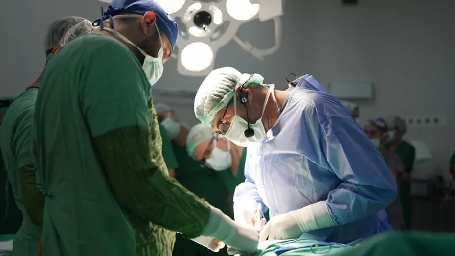 Sürekli ağlıyordu, gerçek hastanede ortaya çıktı: Toplu iğne yutmuş!