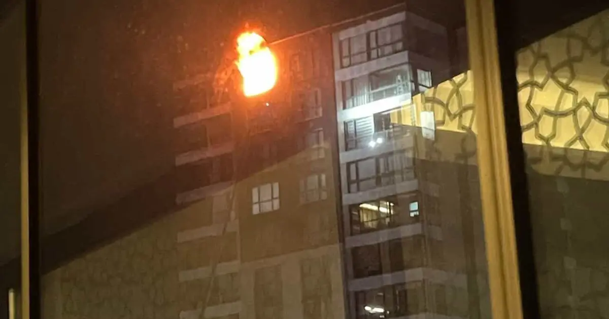 Ankara'da 15 katlı binada yangın. Sağlık personeli yaşamını yitirdi