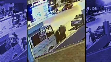 Sokak ortasında dehşeti yaşattı: Hiç tanımadığı kadına saldırdı