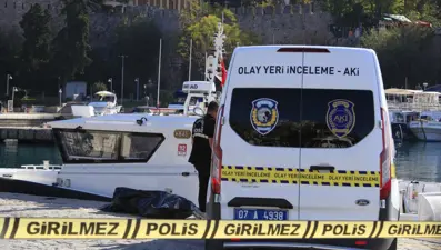 Antalya'da denizde kadın cesedi bulundu