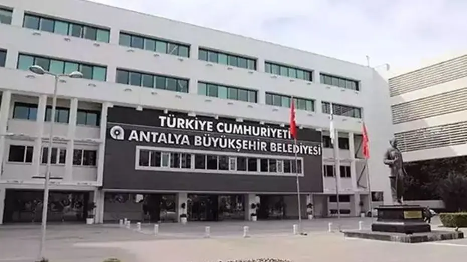 Antalya Büyükşehir Belediyesi'ne yeni yolsuzluk operasyonu: 14 tutuklama