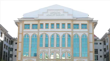 Antalya Büyükşehir Belediyesi'ne operasyon. 14 şüpheli gözaltına alındı