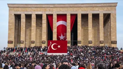 Anıtkabir'e milyonlar akın etti