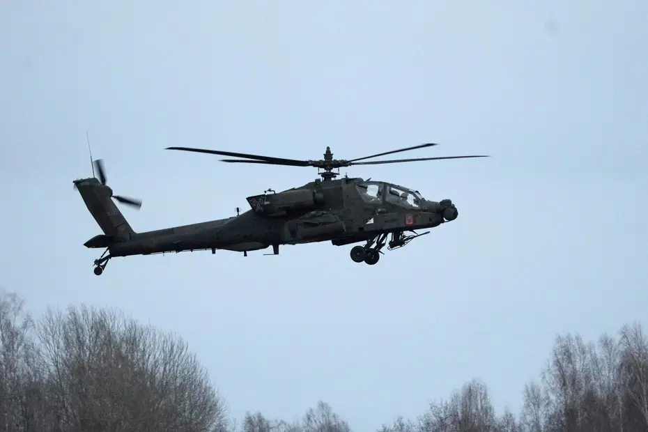 ABD'nin ilk Apache kaybı. Hürmüz'de helikopter düştü, mürettebat kurtarıldı